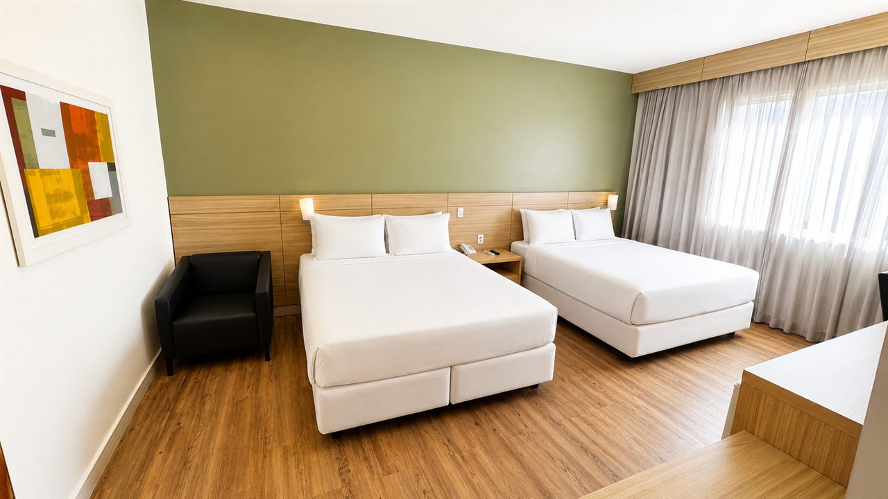 Apartamento Superior dog friendly com duas camas e poltrona